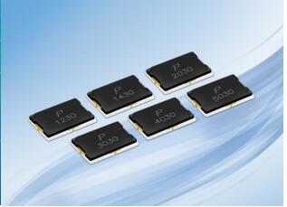 CLM2213 30A Series Device 三端保險絲